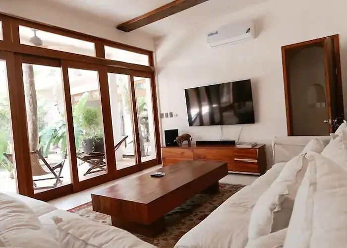 Sanah Hotel 4*