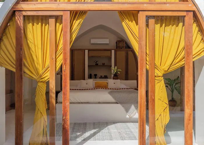 Hotel Sanah 4*